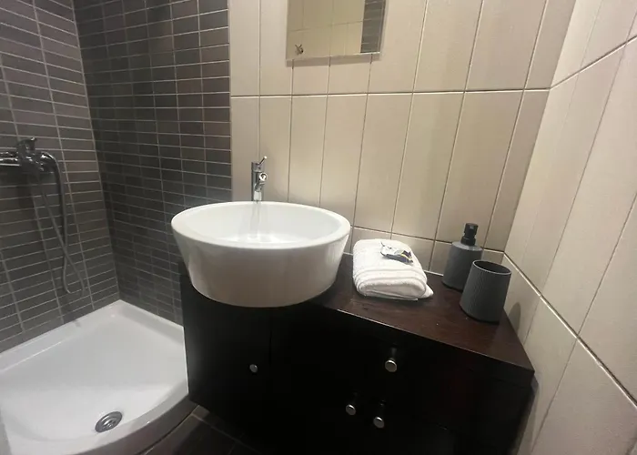 Anastasia's Cozy Nea Plagia